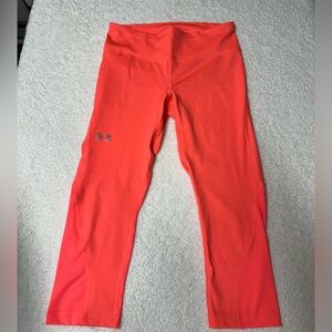NWOT Under Armour Capri Drawstring Leggings Size M